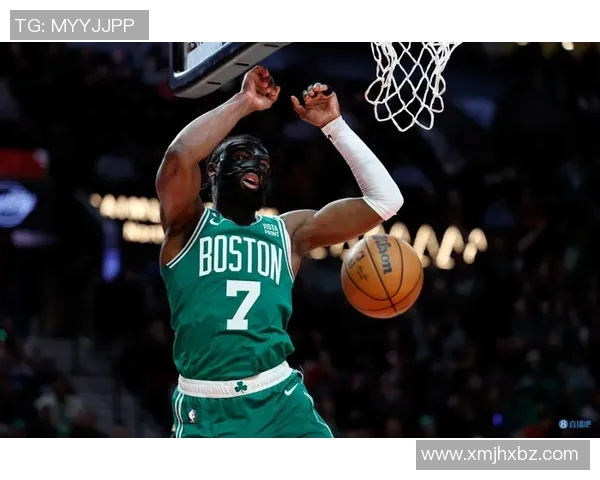 绿军大胜步行者，杰伦布朗30+10+5创纪录，西亚卡姆32+10